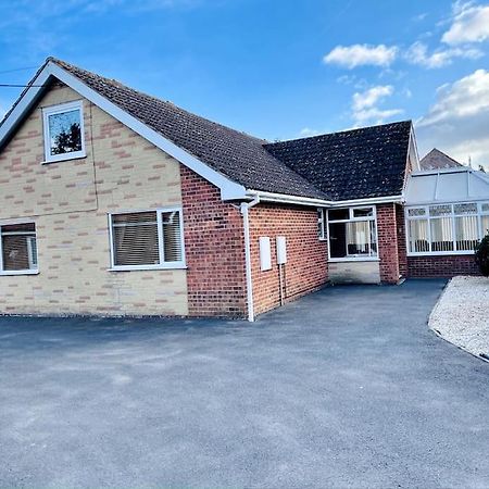5-Bedroom Cottage In Healing, Grimsby Esterno foto